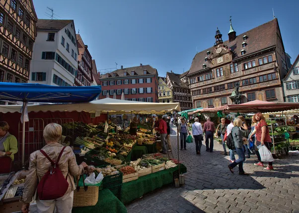 wochenmarkt_rathaus_metz.jpg